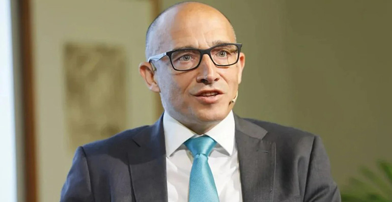 Moeve producirá combustible de aviación electrosostenible (e-SAF) a partir de metanol verde