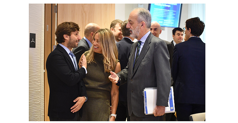 Industria del aluminio: la AEA reúne en el Parlamento Europeo a eurodiputados y representantes del sector 
