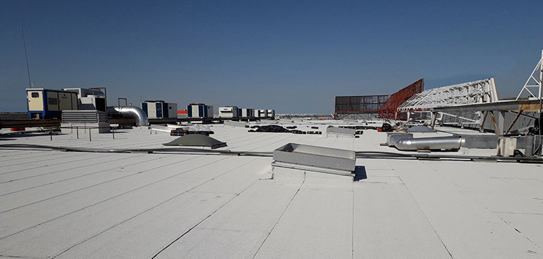 La tecnología fotocatalítica permite construir cubiertas que neutralizan compuestos como el óxido de nitrógeno