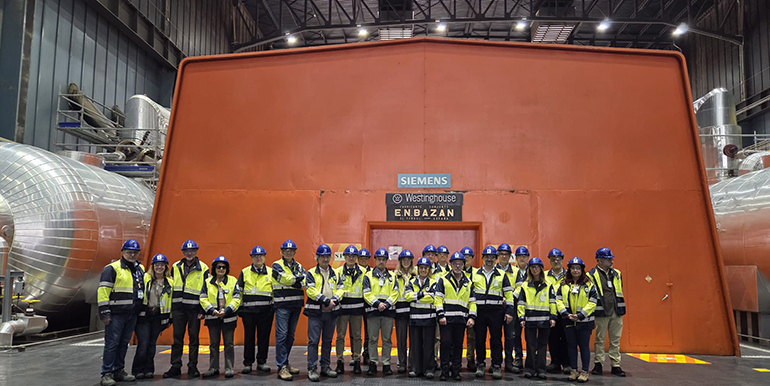 El Consejo General de Ingenieros Industriales visita la Central Nuclear de Almaraz y reafirman el apoyo a su continuidad