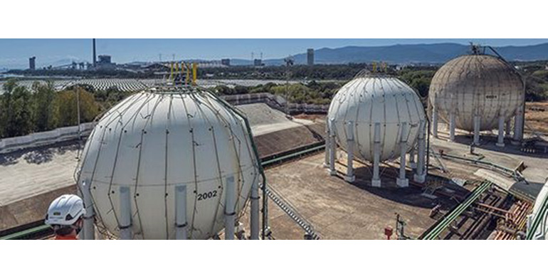 Repsol lanza a la venta por negociación una esfera nueva de almacenamiento de propano y butano
