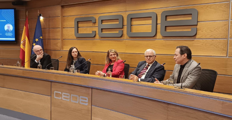 CEOE y Sisteplant reúnen a líderes de la industria para abordar la transformación hacia la Ciberplanta 