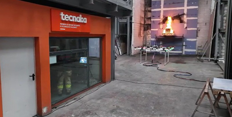 Tecnalia desarrolla un dron eléctrico con IA capaz de lanzar hasta 600 litros de agua para combatir incendios forestales