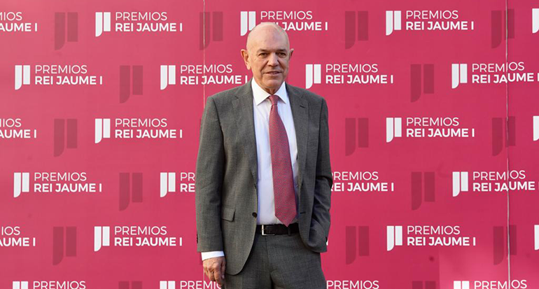 Premio Rei Jaume I en Investigación Básica para Antonio M. Echavarren, del ICIQ