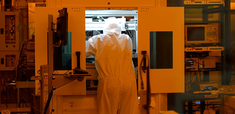 La UPV impulsa un proyecto para que la tecnología fotónica pueda producirse a gran escala 