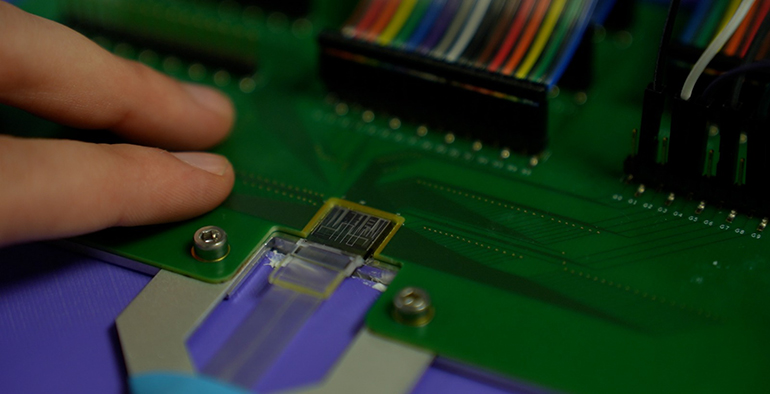 Photonics Research Lab conecta investigación e industria en el campo de la fotónica