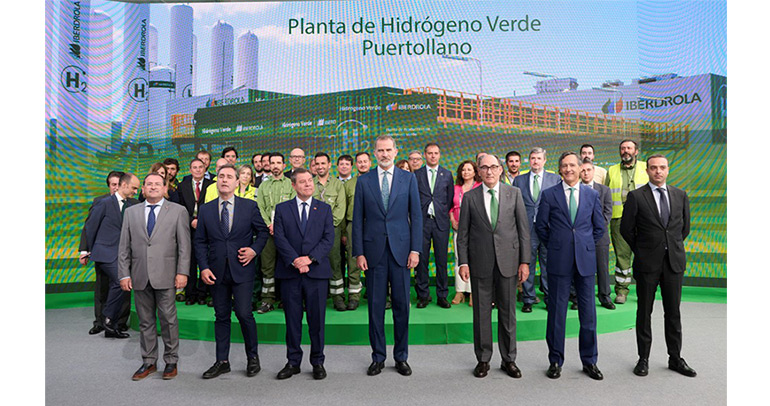 Felipe VI inaugura la planta de amoniaco y fertilizantes verdes de Fertiberia en Puertollano