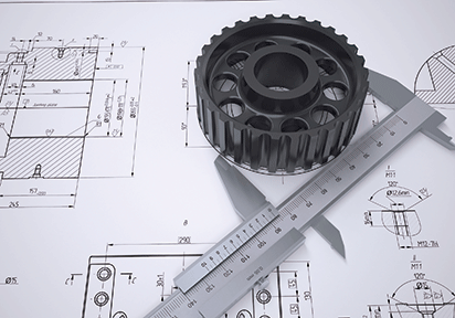 Relación entre la estructura organizacional de una empresa y los tipos de contrato a los que se suscribe