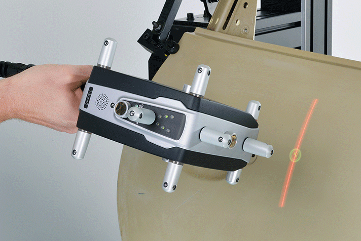 Leica T-Scan 5, de Hexagon Metrology