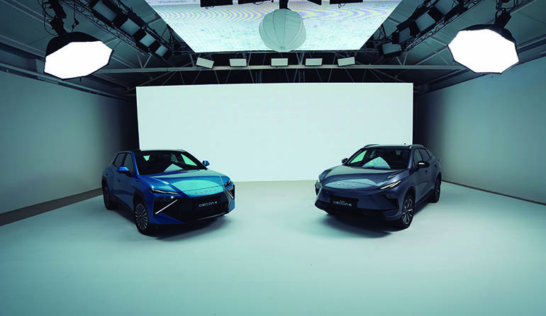 OMODA presenta en el salón del automóvil en París los nuevos OMODA 4 y 5
