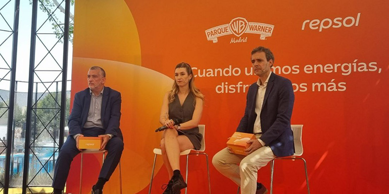 Alianza energética entre Repsol y el Parque Warner para una mayor reducción de emisiones de CO2