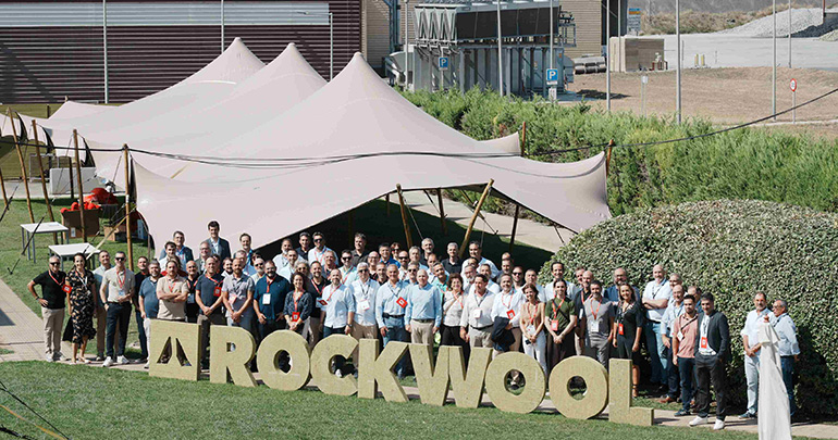 La planta de ROCKWOOL en Caparroso celebra 25 años con un evento que reafirma la importancia de la industria sostenible