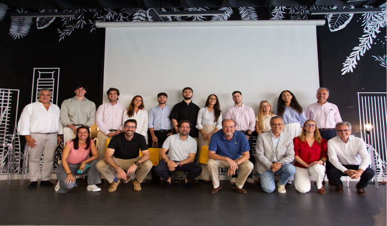 Sika entra en el Top 10 de empresas españolas con mejores prácticas para jóvenes talentos  