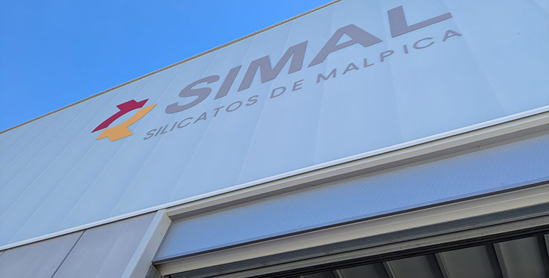 SIMAL celebra diez años en Grupo IQE reafirmando su compromiso con la industria y con Euskadi