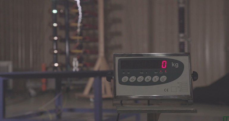 Utilcell realiza ensayos de descargas eléctricas en laboratorios especializados