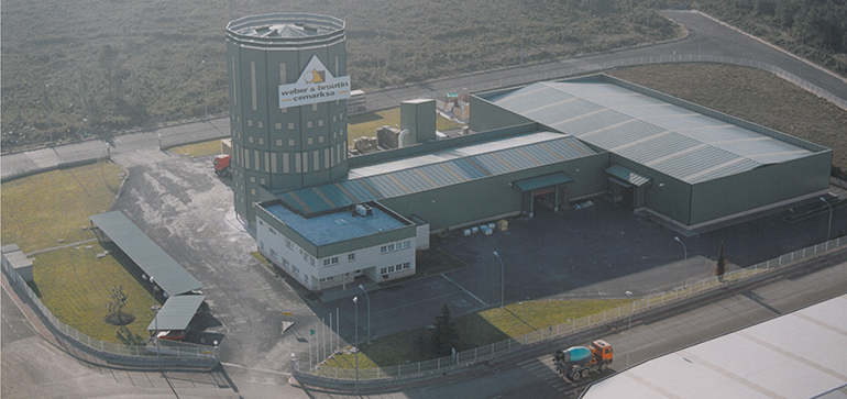 Saint-Gobain Weber refuerza su legado químico tras 30 años en Melide