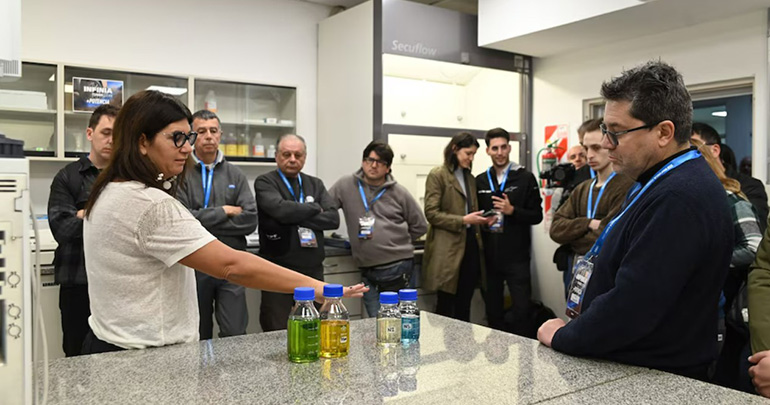 La refinería La Plata de YPF abre sus puertas al público dando a conocer sus procesos productivos