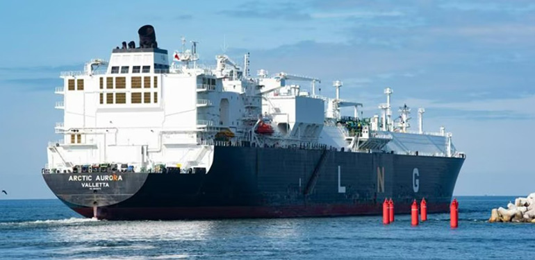 YPF, Eni y XRG firman un acuerdo para avanzar con el proyecto de GNL en Argentina