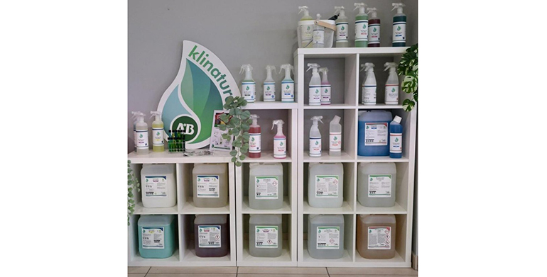 La biotecnología y la química verde cumplen su bodas de plata en A&B Laboratorios 