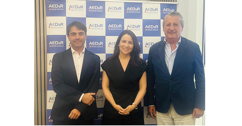 DAQUAS y AEDyR fortalecen su colaboración para impulsar la desalación y la reutilización del agua urbana en España