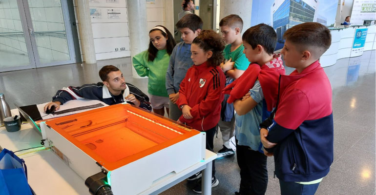 La tecnología laser llega a los escolares en el marco de la X Semana Internacional de AIMEN