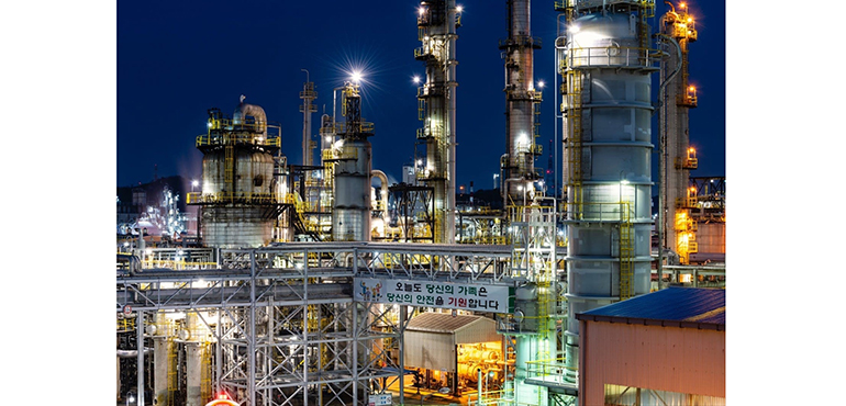Asahi Kasei verifica la huella de carbono de su producción de acrilonitrilo