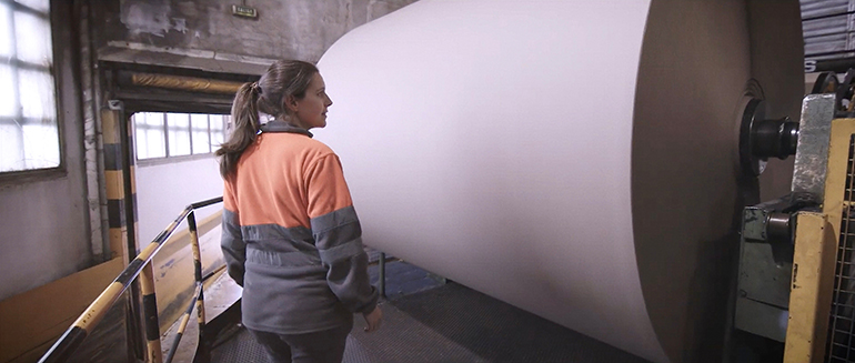 ASPAPEL promueve becas con remuneración para reforzar el talento técnico del sector papelero