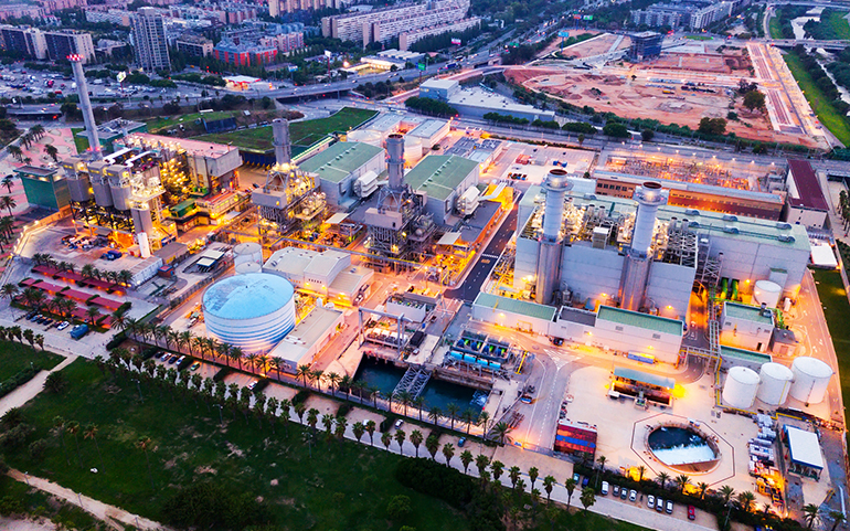 La industria química avanza hacia la recuperación total de su actividad, aunque no prevé completarla hasta dentro de una semana