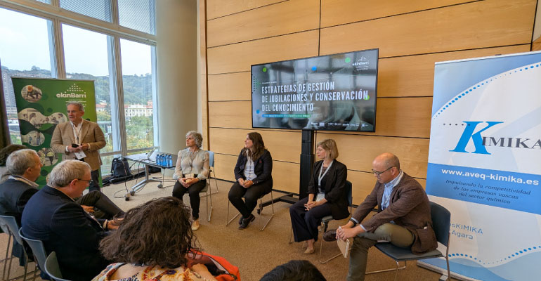 La industria química vasca busca equilibrio generacional: más mujeres y retención del talento senior