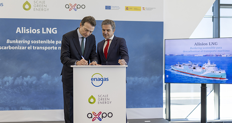 Enagás y Axpo presentan en el Puerto de Huelva el buque de suministro de GNL y bioGNL para la descarbonización del sector marítimo 