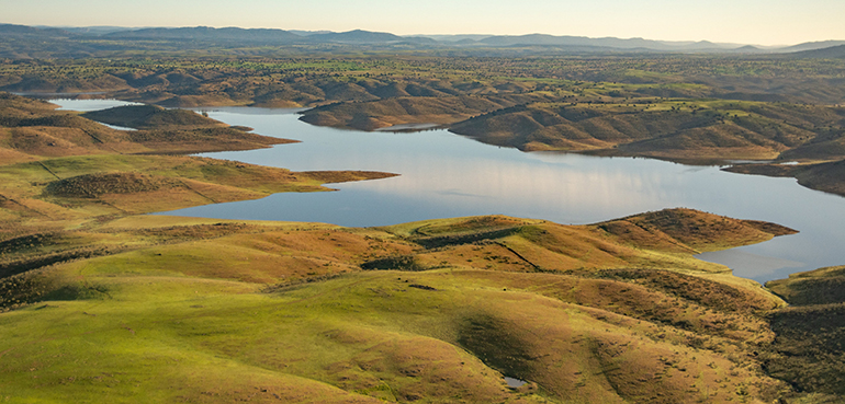 Seguridad hídrica: Ayesa Ingeniería realizará un estudio de riesgo climático en 34 presas del Guadiana 