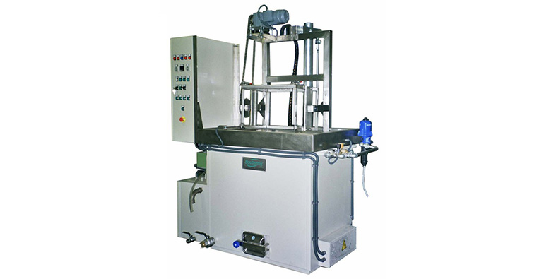 Desengrase, lavado y secado de alta eficacia en máquinas automáticas de puesto y tratamientos superficiales