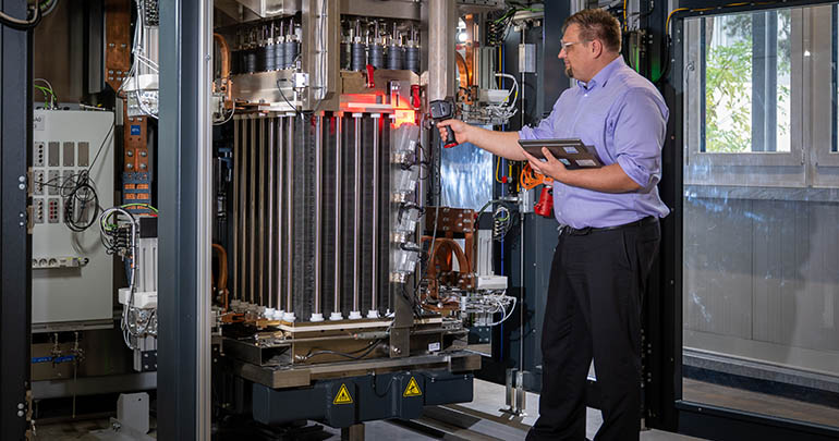 Bosch pone en marcha su primer electrolizador propio con pilas de electrólisis Hybrion