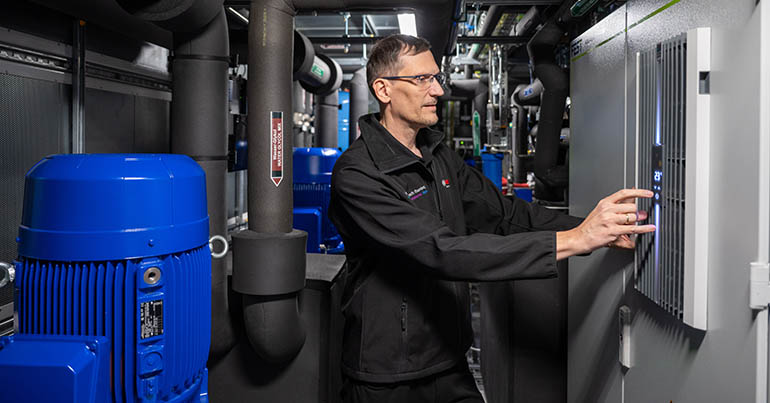 Bosch pone en marcha su primer electrolizador propio con pilas de electrólisis Hybrion