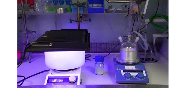 Investigadores de la Universidad de Cambridge convierten el ácido de baterías usadas en hidrógeno limpio