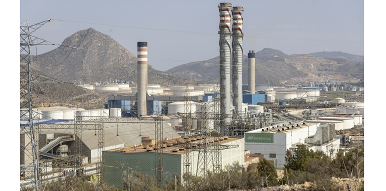 Repsol refuerza la producción de gasóleo en Cartagena mientras avanza su proyecto de hidrógeno renovable