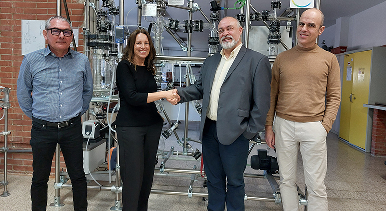 Covestro dona material de robótica al Institut Comte de Rius de Tarragona