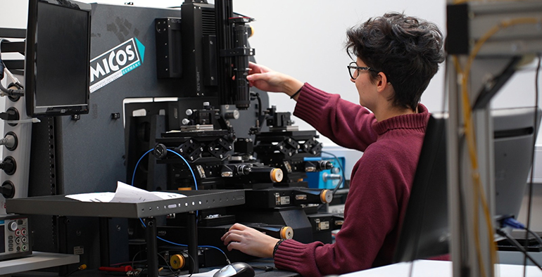 La UPV investiga cómo conectar los ordenadores cuánticos del futuro con las tecnologías actuales de comunicación