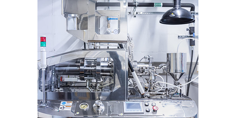 Proceso de dispersión a alta presión para la producción de cátodos de fosfato de hierro y litio