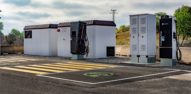 Applus+ Idiada añade dos electrolineras más para la carga de vehículos eléctricos de la mano de Endesa X Way