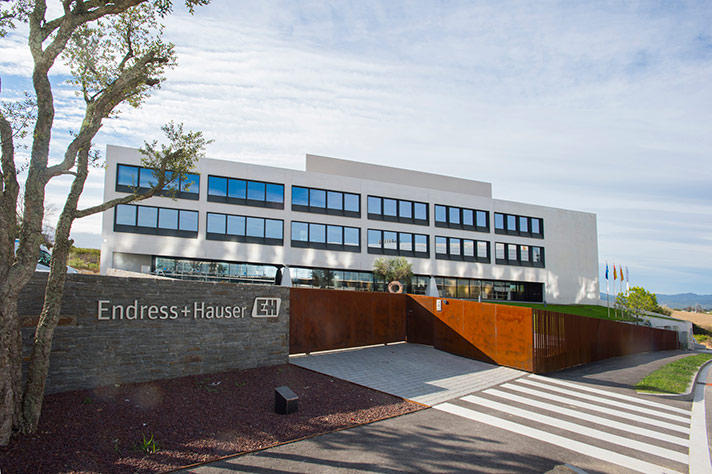 Endress+Hauser España inaugura su nueva sede y celebra el 25 aniversario de su Centro de Ventas