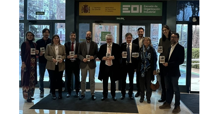 Ercros participa en la exposición ‘50 años de evolución industrial’ del Ministerio