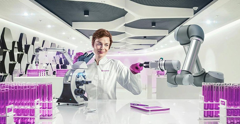 Evonik automatiza el desarrollo de procesos químicos con laboratorios autónomos basados en inteligencia artificial
