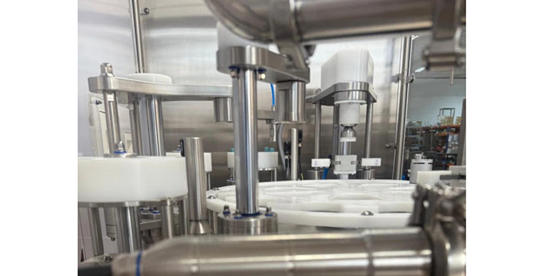 Festo y Systematic Machinery automatizan la dosificación de productos viscosos para la industria farmacéutica
