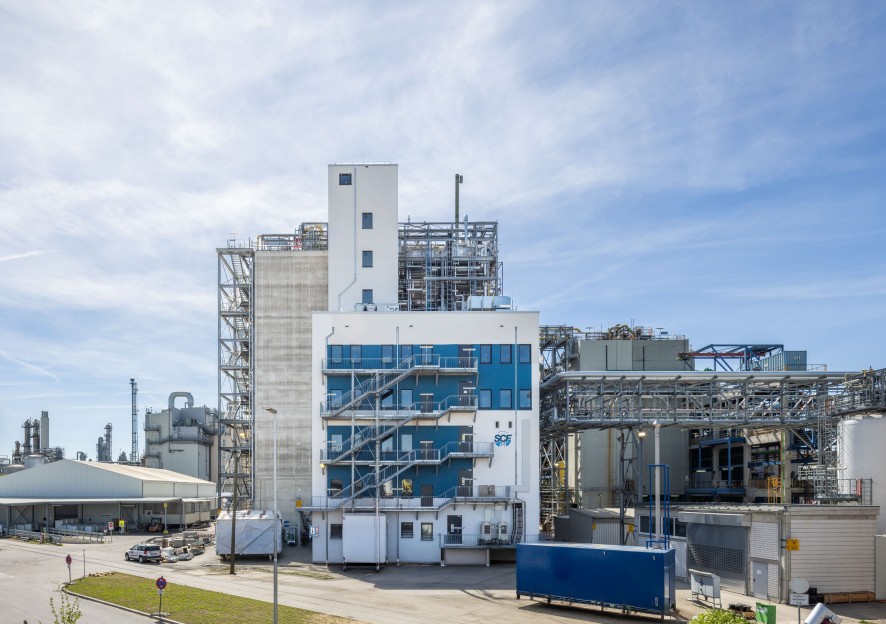 BASF inaugura una planta modernizada de intermedios químicos en Ludwigshafen