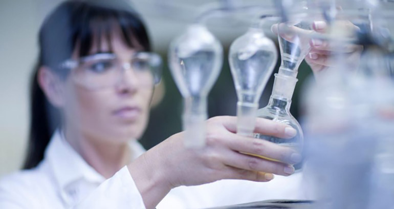 La industria química ante la necesidad de incorporar talento especializado 