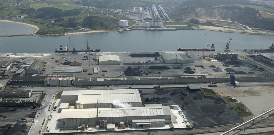 Asturiana de Fertilizantes invertirá más de 4,5 millones en su planta del Puerto de Avilés 