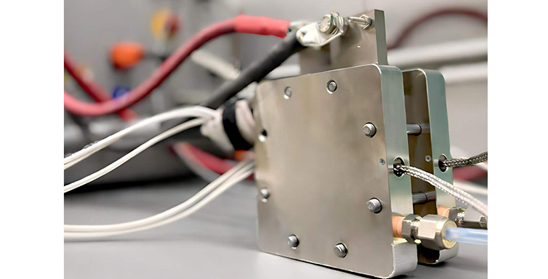 Energía: fabrican un electrolizador que convierte gas de residuos en etileno utilizando un 60% menos de energía