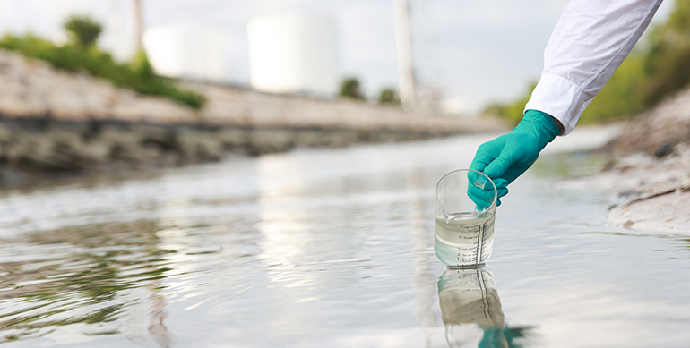 La UE presenta nuevas normativas para hacer frente a la contaminación química en aguas superficiales y subterráneas