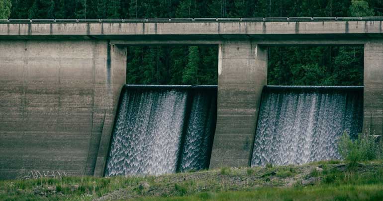 El MITECO lanza 700 millones en ayudas para el almacenamiento energético a gran escala